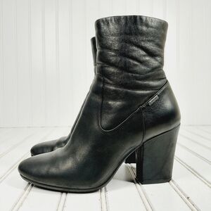 Kenneth Cole Women's Merrick Goretex Solid Black Leather Ankle Boots H1019